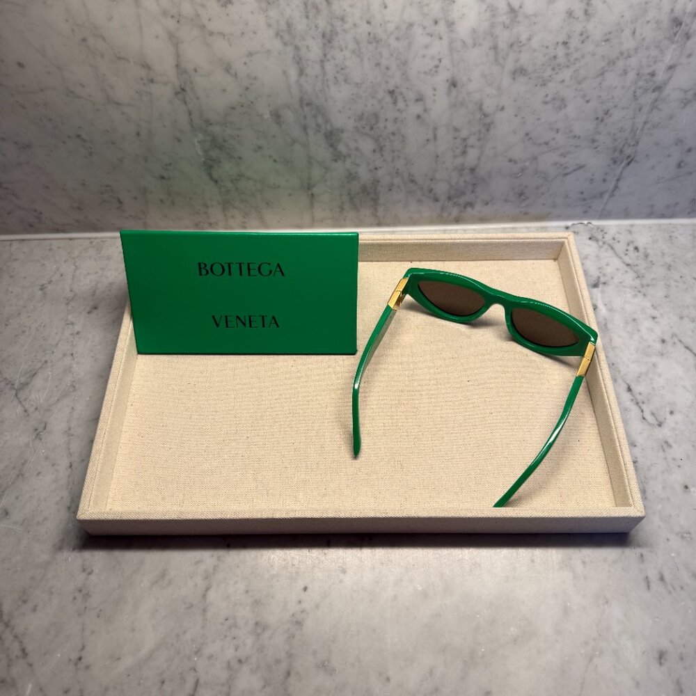 Bottega Veneta Cat Eye Sunglasses - Picture 2 of 6